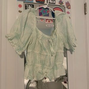 Floral print puff sleeve blouse